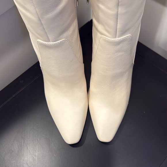 Vince Camuto Fendels Boot - Warm White NWT! - Picture 11 of 13